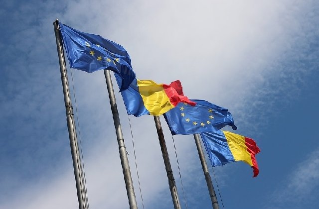 Copiii si tinerii romani, invitati sa participe la un sondaj despre "Europa pe care si-o doresc"