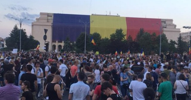 Primaria Capitalei: Manifestatia anuntata pentru vineri, in Piata Victoriei, nu are organizatori