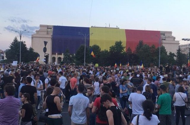 Primaria Capitalei: Manifestatia anuntata pentru vineri, in Piata Victoriei, nu are organizatori