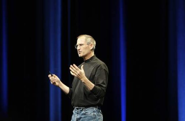 Steve Jobs a fost inmormantat, in cadrul unei ceremonii restranse