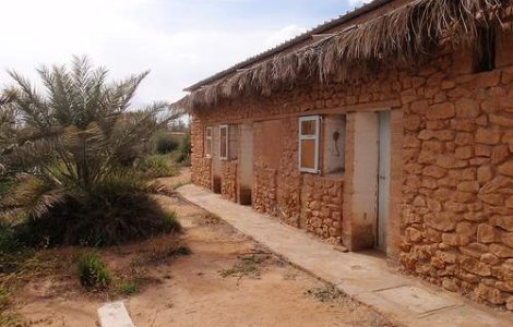 Gest disperat: Si-a dat foc pentru a nu-si pierde casa