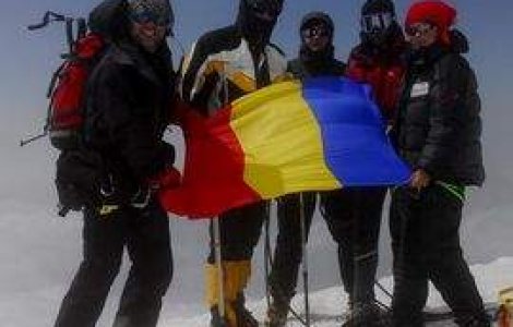Romanii vor sa cucereasca varfurile Terrei!