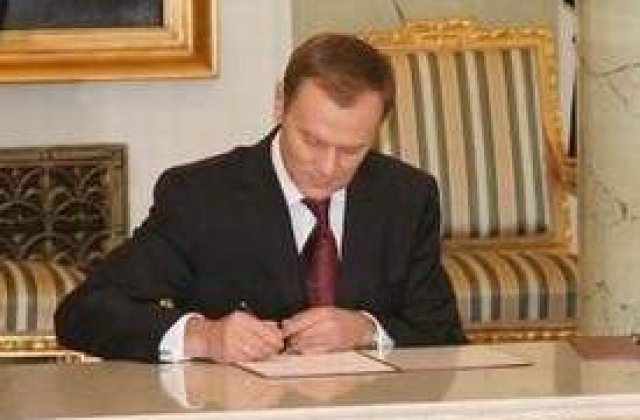 Rezultate partiale in Polonia: Partidul lui Donald Tusk, invingatorul alegerilor