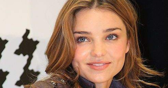 Miranda Kerr, o mamica sexy