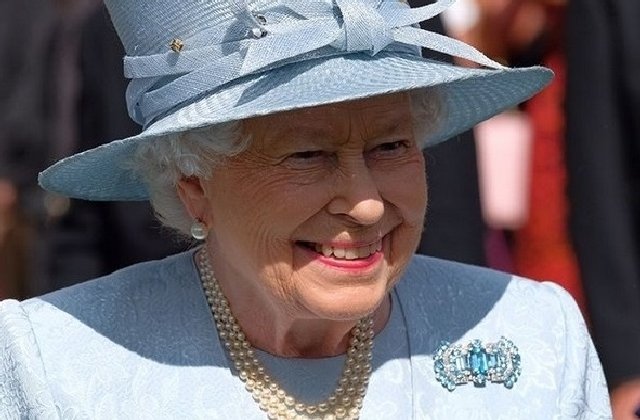 7 legi pe care Regina Elisabeta nu este nevoita sa le respecte