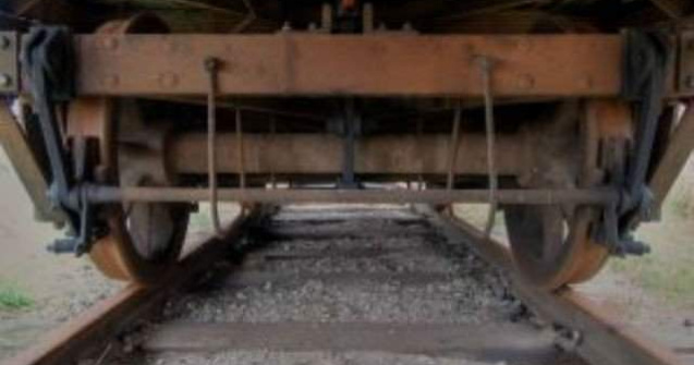 Un tren cu 23 de vagoane a deraiat pe raza localitatii Carcea