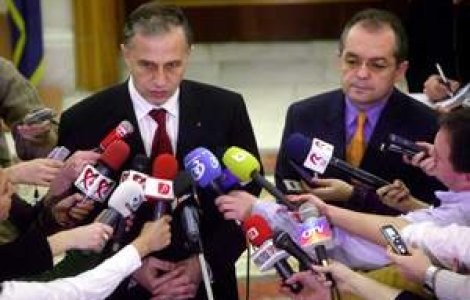 Coalitia guvernamentala PSD-PD-L, zguduita de impartirea ciolanului