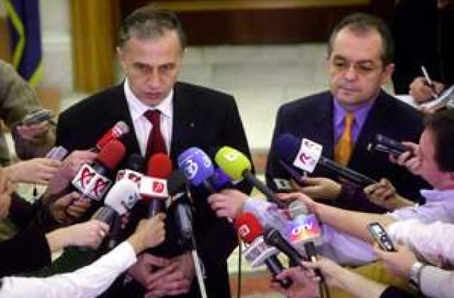 Coalitia guvernamentala PSD-PD-L, zguduita de impartirea ciolanului