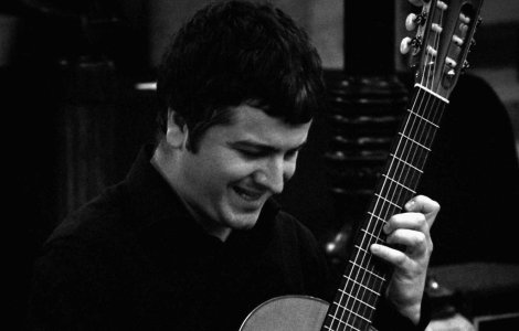 Teatrul Masca, un nou concept de biblioteca si muzica live