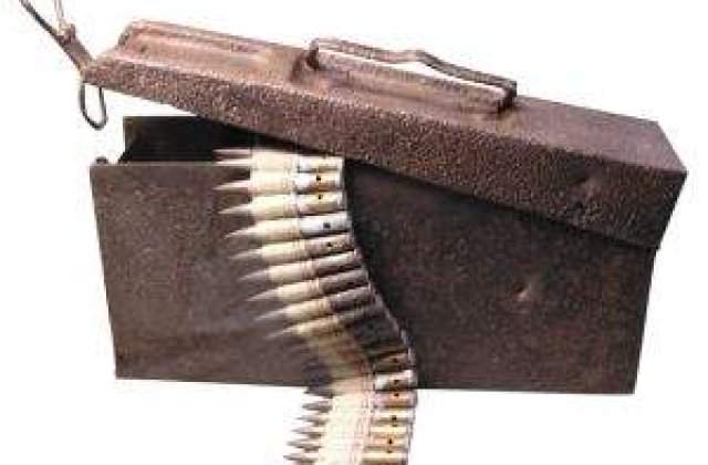 Brad Pitt, fara arme in "World War Z"