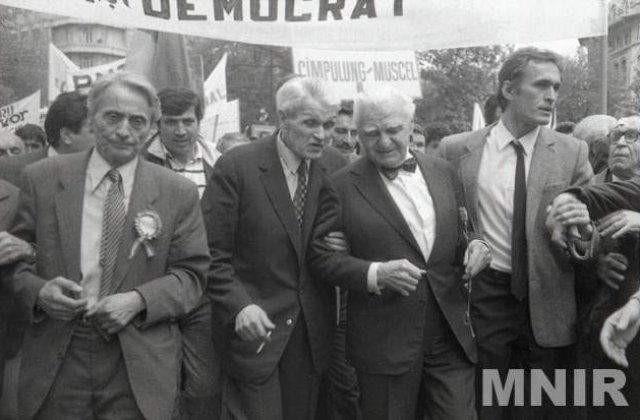 Politicienii romani, despre Ion Diaconescu