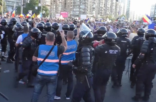 PICCJ: La Sectia Parchetelor militare a fost inregistrat denuntul formulat de 17 ONG-uri cu privire la actiunile jandarmilor