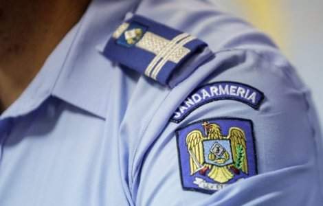 Proiect USR: Jandarmii sa fie identificati in baza unui numar clar afisat pe uniforma