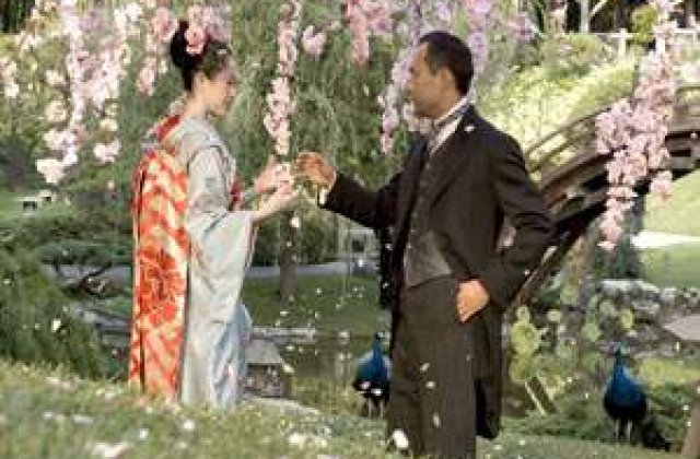 Din spatele ciresilor infloriti: De ce iubim Japonia?