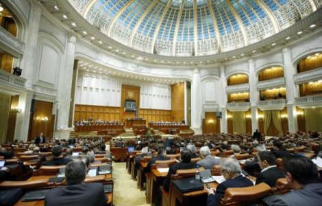 UDMR vrea reducerea numarului de senatori