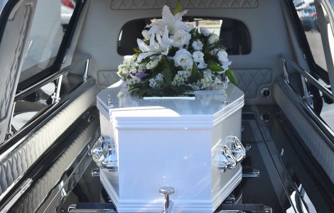 Funeraliile au devenit o oportunitate de afisare a avutiei