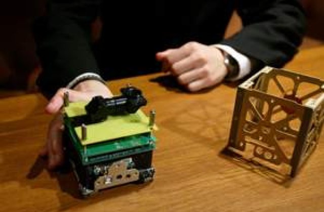 Romania cu ochii in stele se pregateste sa lanseze primul satelit