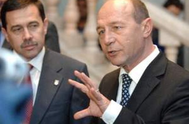 Basescu catre tinerii magistrati: Nicio declaratie a presedintelui nu va influenta un judecator