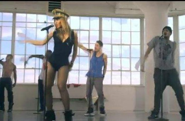 [VIDEO] Beyonce si-a uitat burtica de gravida acasa