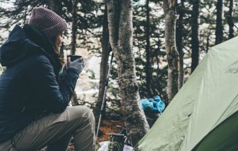  Top  10+ lucruri pe care sa nu le faci cand mergi cu cortul in drumetie