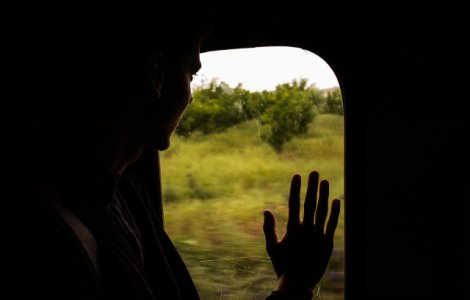 Un barbat calatoreste 224 km pe zi pentru a economisi chiria de 4.500 de dolari din San Francisco