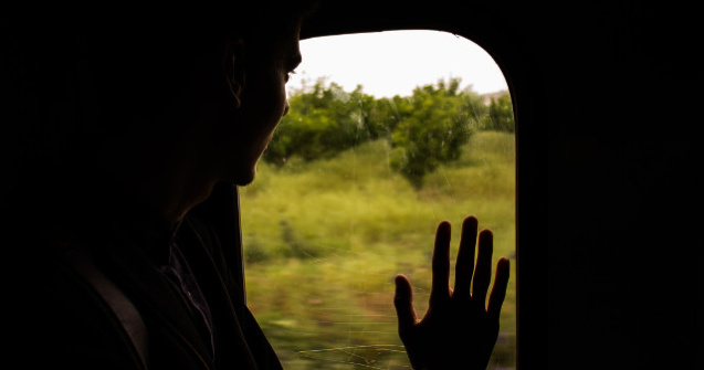 Un barbat calatoreste 224 km pe zi pentru a economisi chiria de 4.500 de dolari din San Francisco