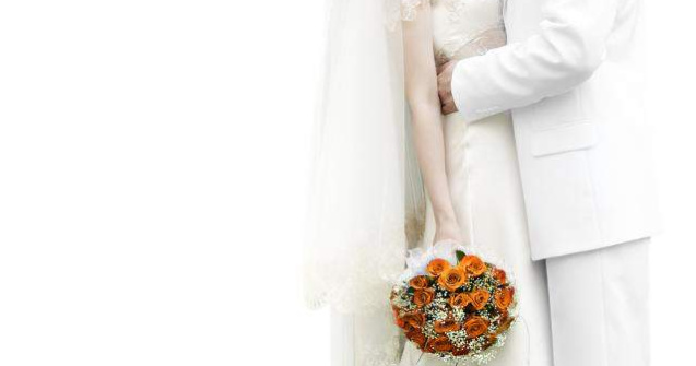 Rochia de mireasa a scapat-o de anorexie