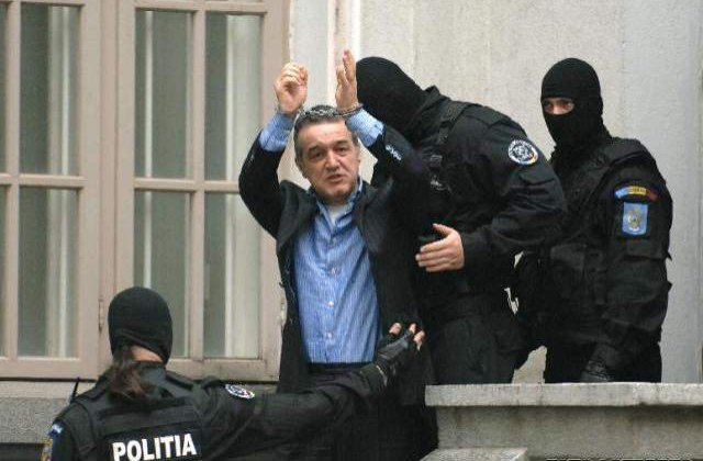 Becali, achitat de ICCJ pentru sechestrarea celor care i-au furat limuzina