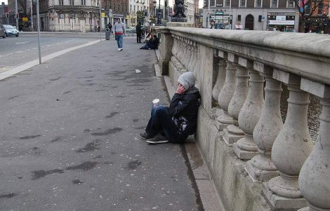 Franta interzice cersetoria