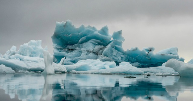 Semnal de alarma: se topeste cel mai mare ghetar din lume