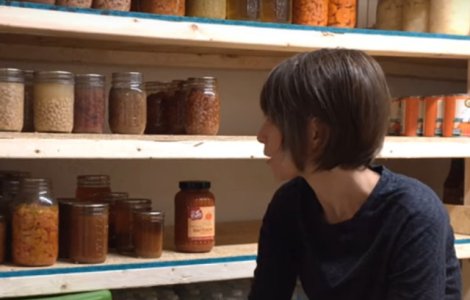  Top  10 alimente pe care nu ar trebui sa le pastrezi in camara