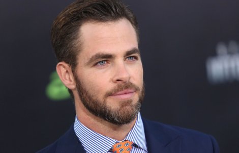  Top  9 lucruri pe care nu le stiai despre actorul Chris Pine. De ce ii este frica si ce fetis are