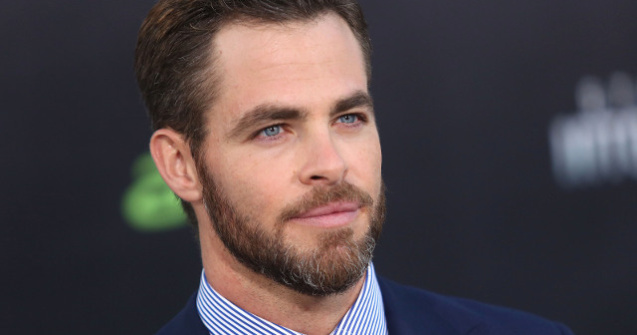  Top  9 lucruri pe care nu le stiai despre actorul Chris Pine. De ce ii este frica si ce fetis are