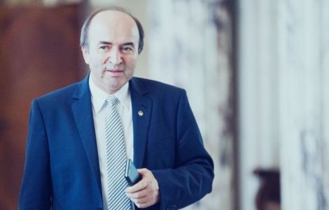 Tudorel Toader: Sase procurori si-au depus candidatura pentru a ocupa functia de procuror-sef al DNA