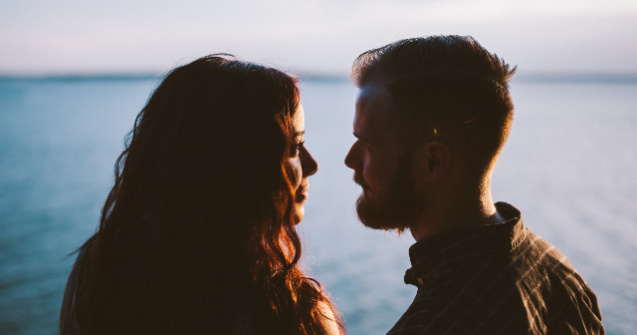 Studiu: Pentru 42% dintre romani distanta nu este o piedica in a mentine o relatie