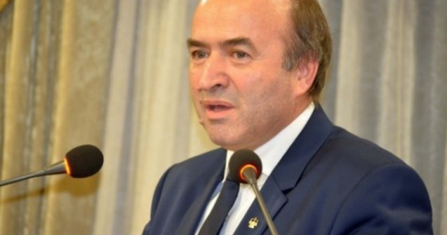 Tudorel Toader: Cei 6 candidati la sefia DNA vor sustine luni si marti interviurile