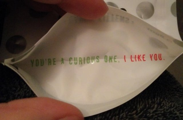 10+ mesaje "ascunse" pe care nu te-ai astepta sa le gasesti pe etichetele anumitor produse