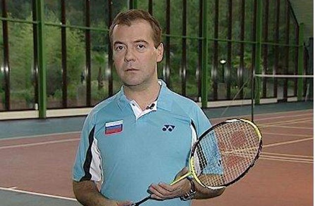 [VIDEO] Cum promoveaza Putin si Medvedev sportul?