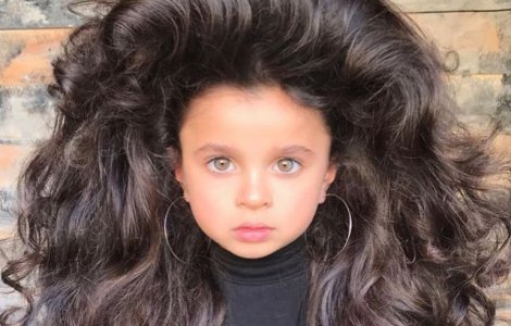 Podoaba capilara a unei fetite de cinci ani a uimit internetul