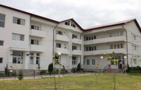 Ancheta bisericeasca in urma acuzatiilor de agresiune sexuala si sechestru de persoane de la Caminul de Batrani din Focsani