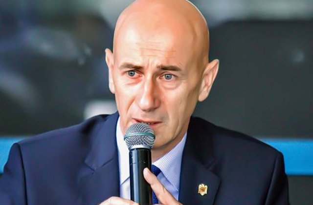 Ministrul Cercetarii si Inovarii, Nicolae Burnete, a demisionat