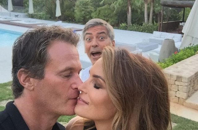 Photobomb cu vedete. 9 momente in care starurile au "stricat" pozele altor persoane