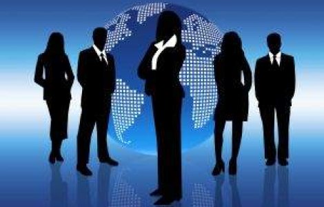  Top  Moda in politica: Haine scumpe, tocuri inalte