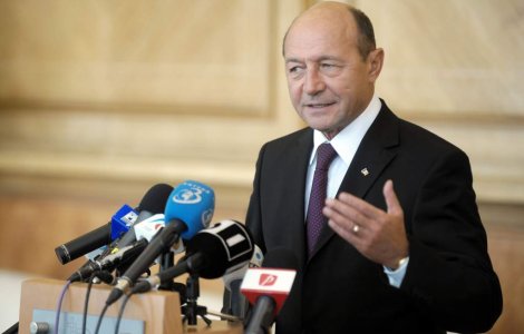 Traian Basescu: Criza nu s-a rezolvat. Am depasit doar un moment critic!