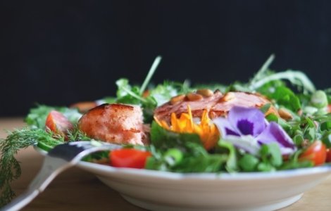 Studiu: Dieta mediteraneana poate prelungi viata chiar si atunci cand este adoptata la o varsta inaintata