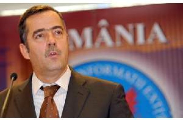 Legea lustratiei, lustrata de parlamentari