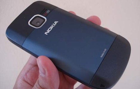 Negocieri cu Nokia pentru acordarea salariilor compensatorii