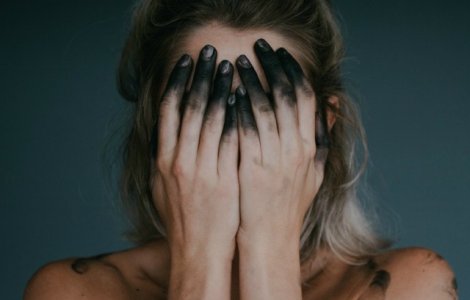  Top  15 cele mai bizare afectiuni mentale din lume: de la oamenii care se cred Iisus pana la "sindromul mortului-viu"