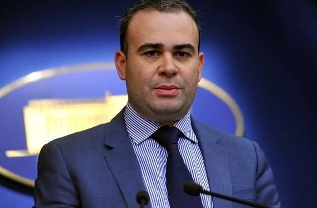 Asociatia Romana de Psihiatrie si Psihoterapie solicita ancheta in cazul postarilor lui Darius Valcov