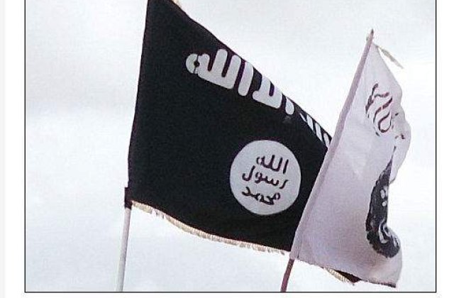 Drapelul al-Qaeda, arborat in Libia